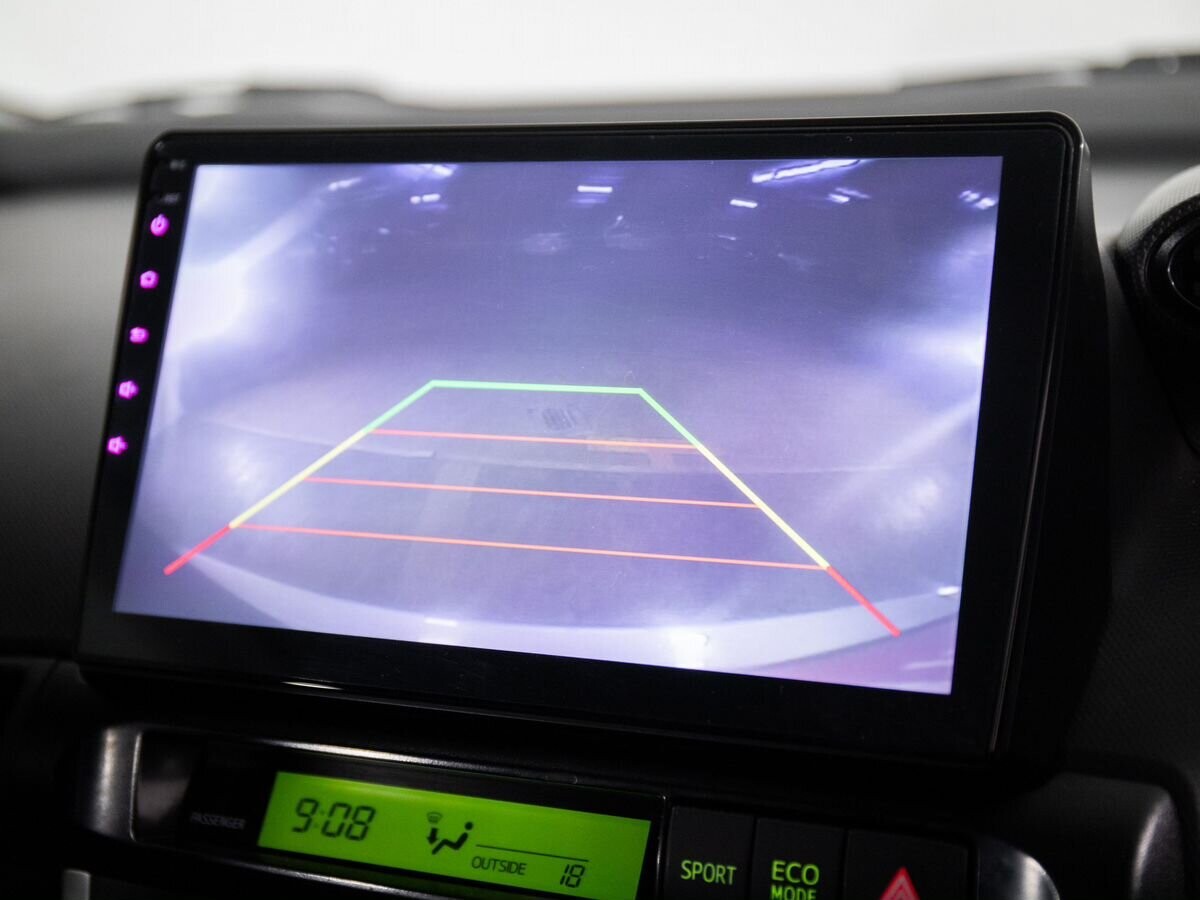 Toyota Wish 2009 - фото автомобиля