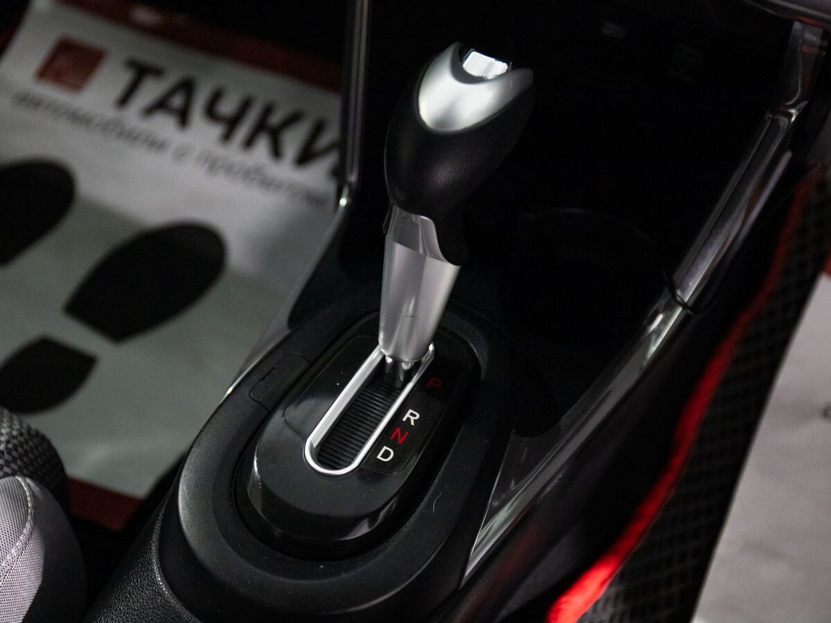 Honda CR-Z 2012 - фото автомобиля