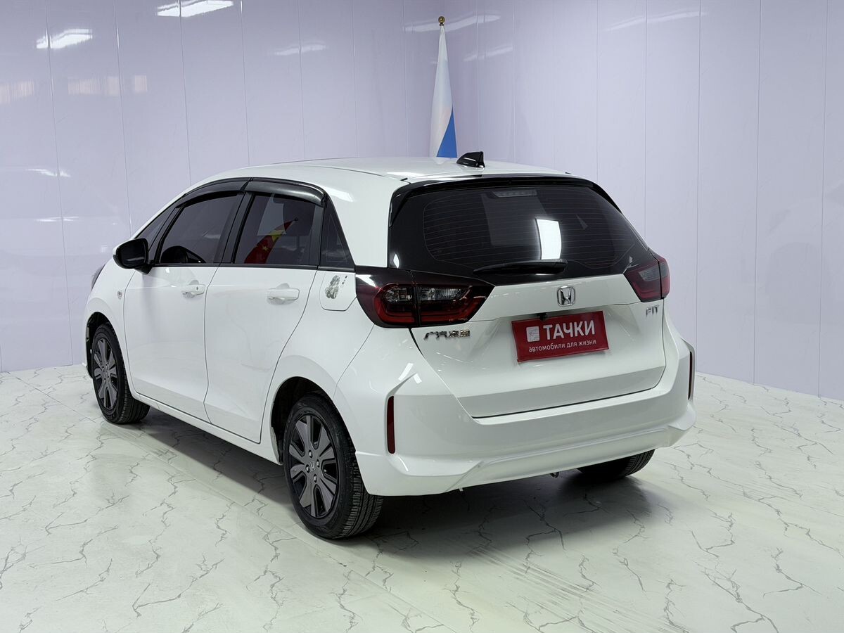 Honda Fit 2022 - фото автомобиля