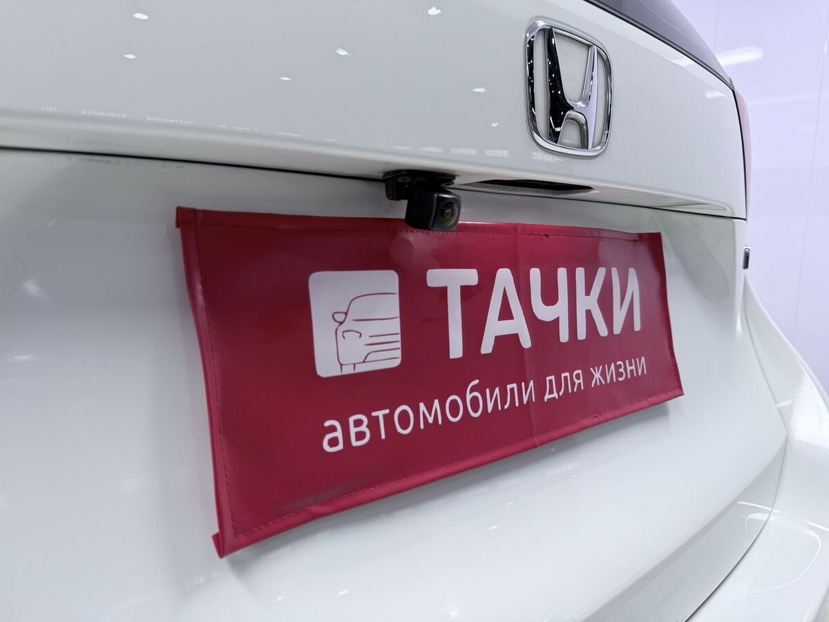 Honda Fit 2022 - фото автомобиля