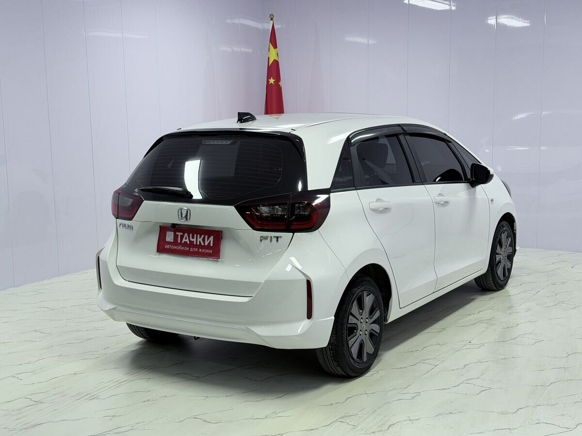 Honda Fit 2022 - фото автомобиля