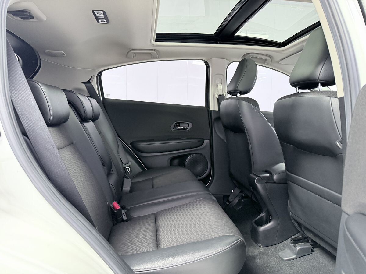 Honda Vezel 2021 - фото автомобиля