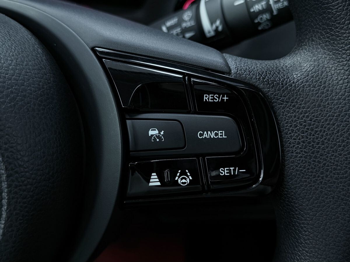 Honda Vezel 2023 - фото автомобиля