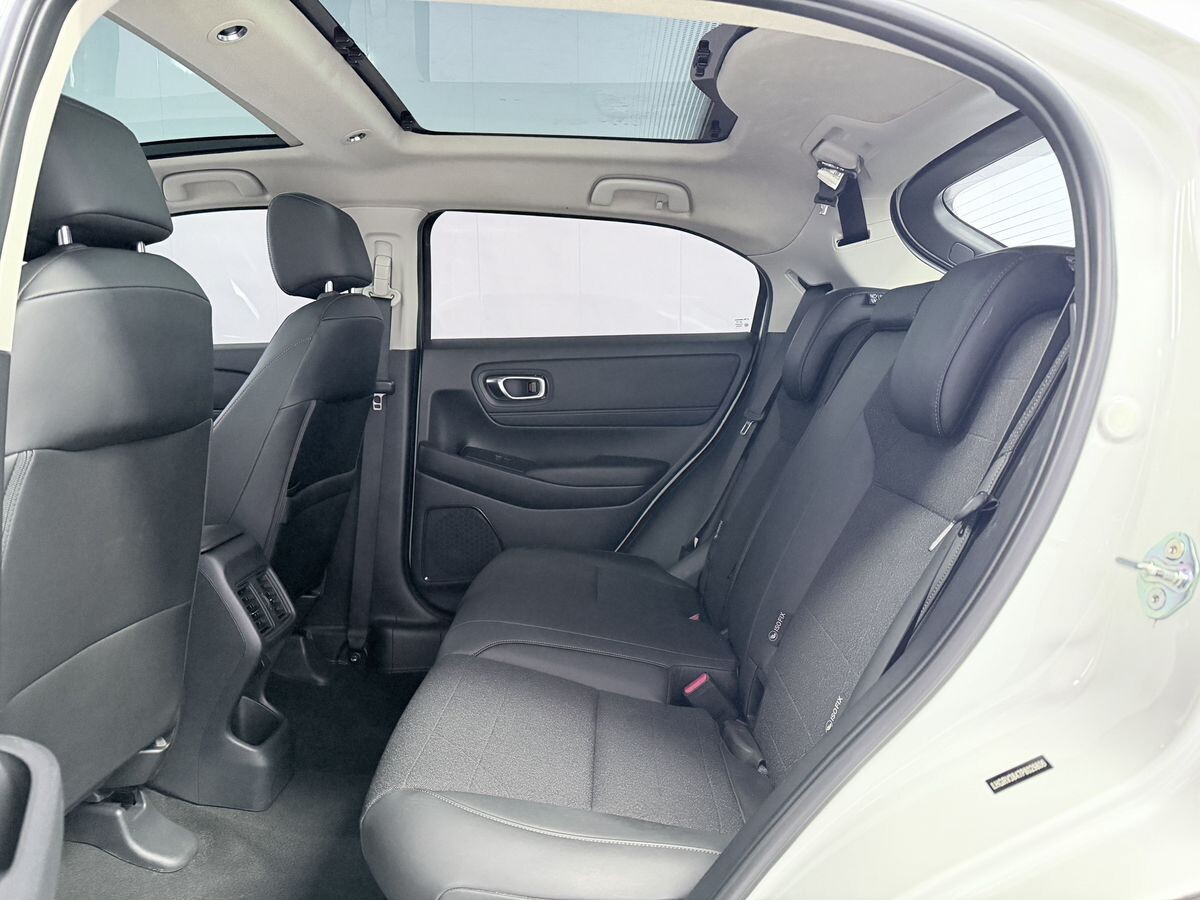 Honda Vezel 2023 - фото автомобиля