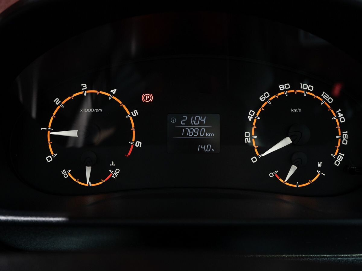 Лада Нива Легенд 2024 - фото автомобиля