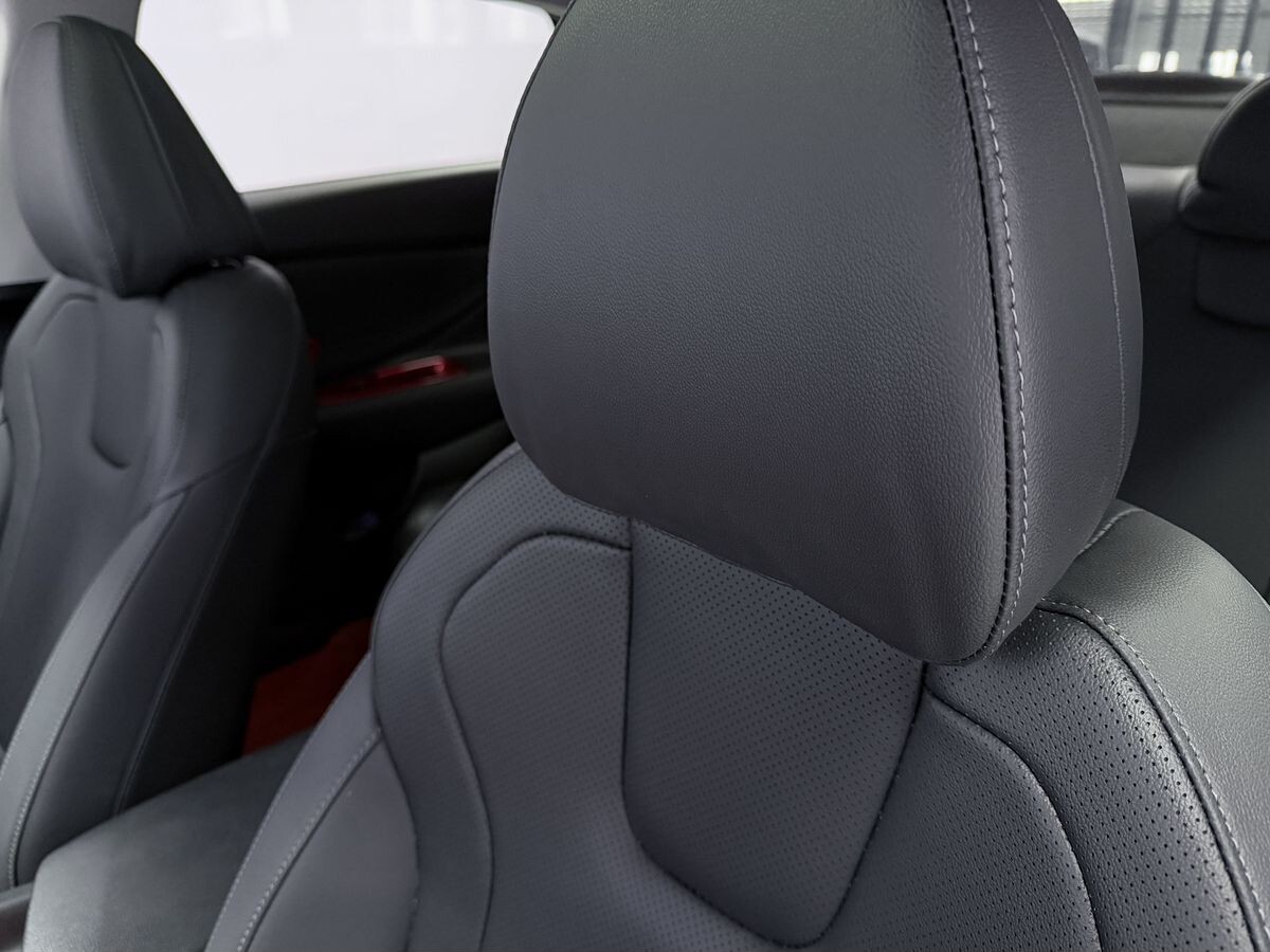 Hyundai Elantra 2023 - фото автомобиля