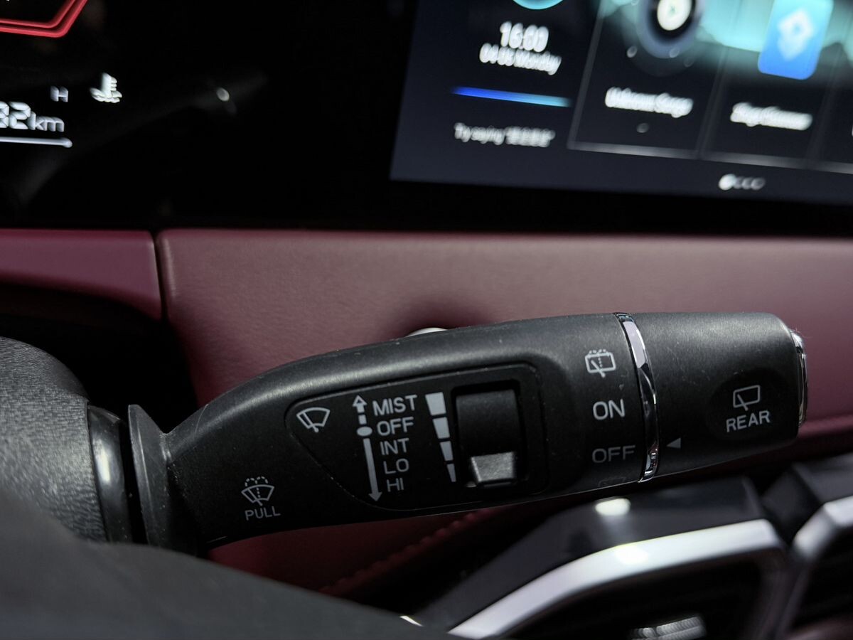 Jetour X70 Plus 2022 - фото автомобиля