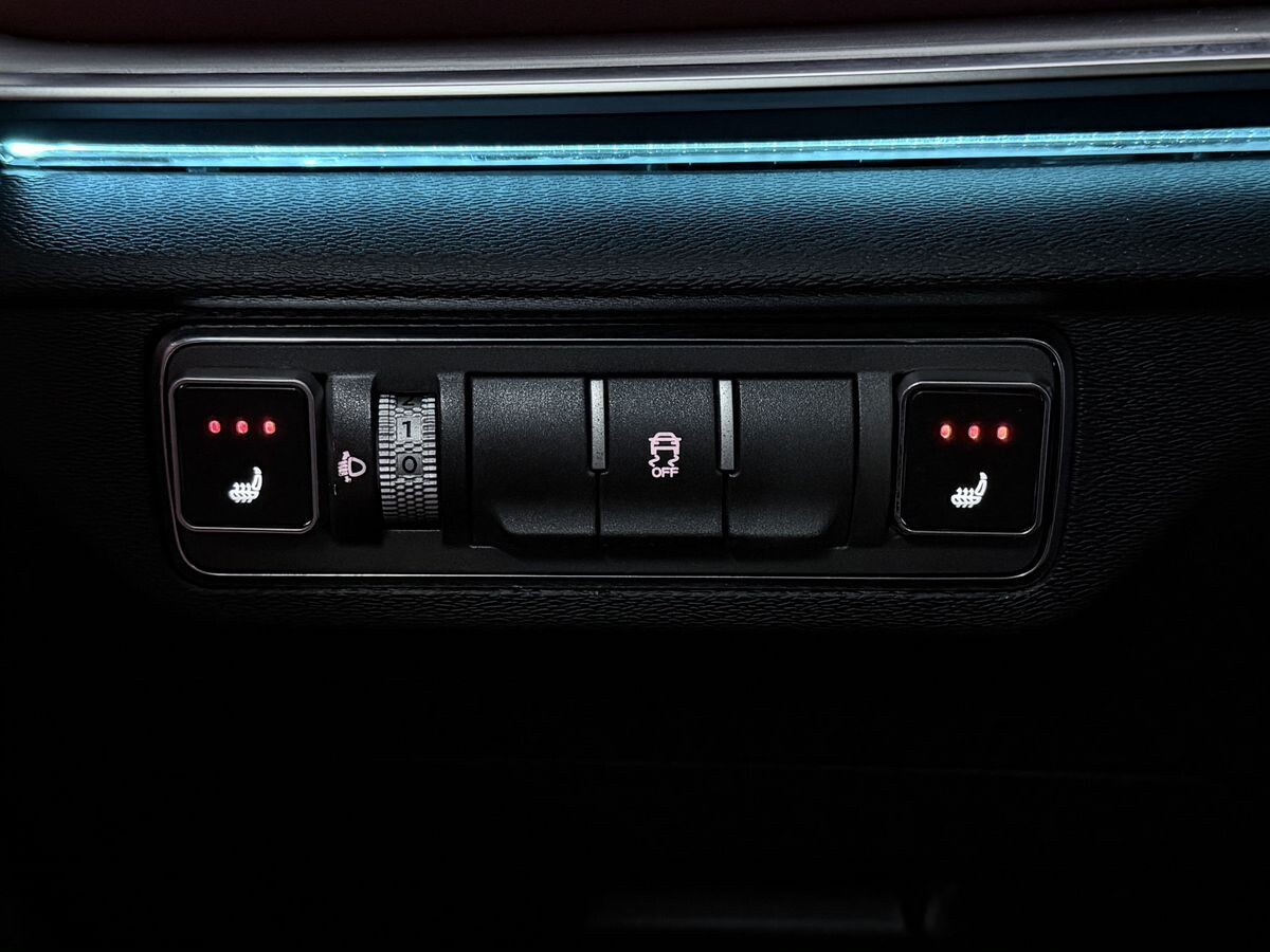 Jetour X70 Plus 2022 - фото автомобиля