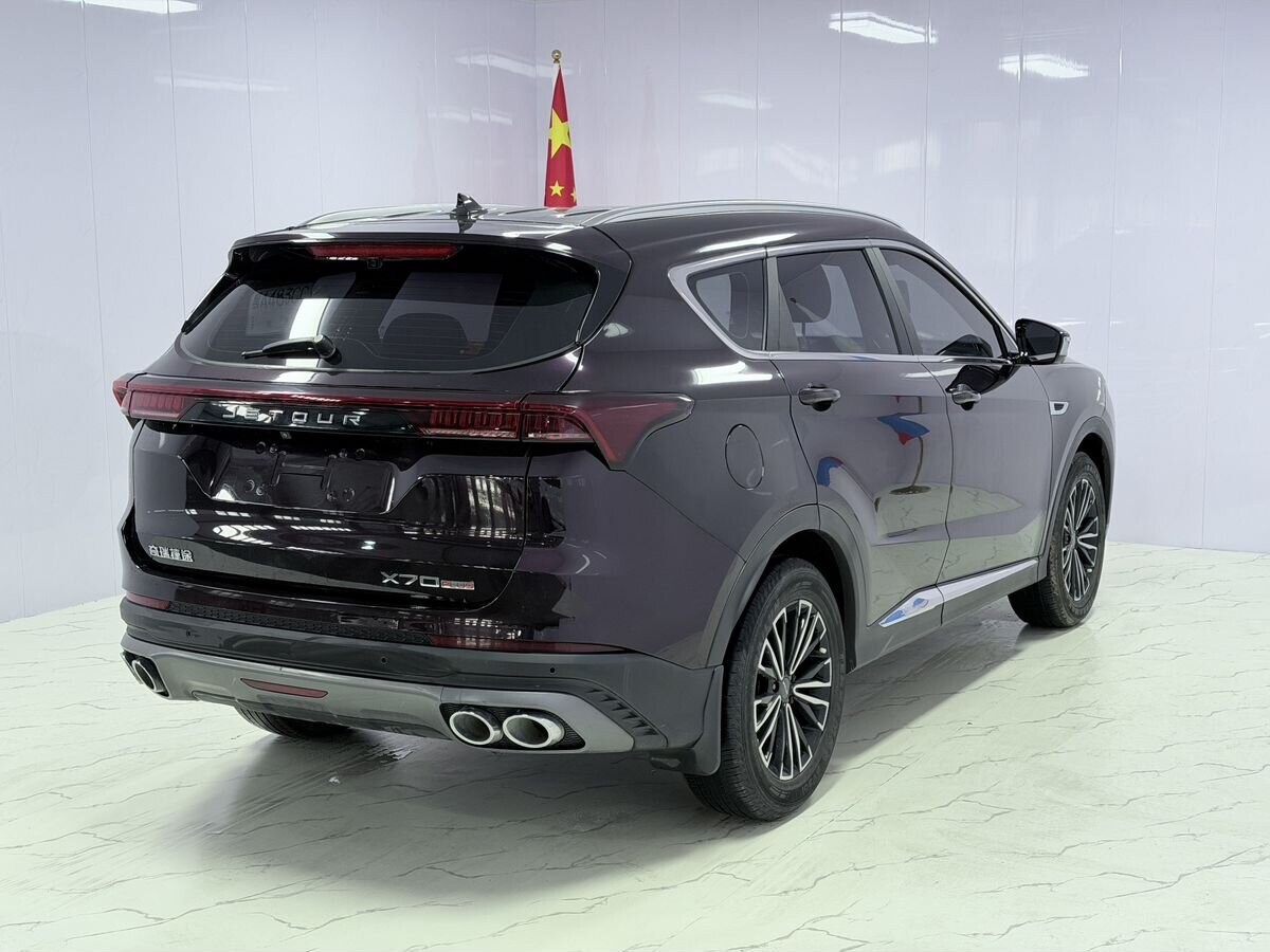 Jetour X70 Plus 2022 - фото автомобиля