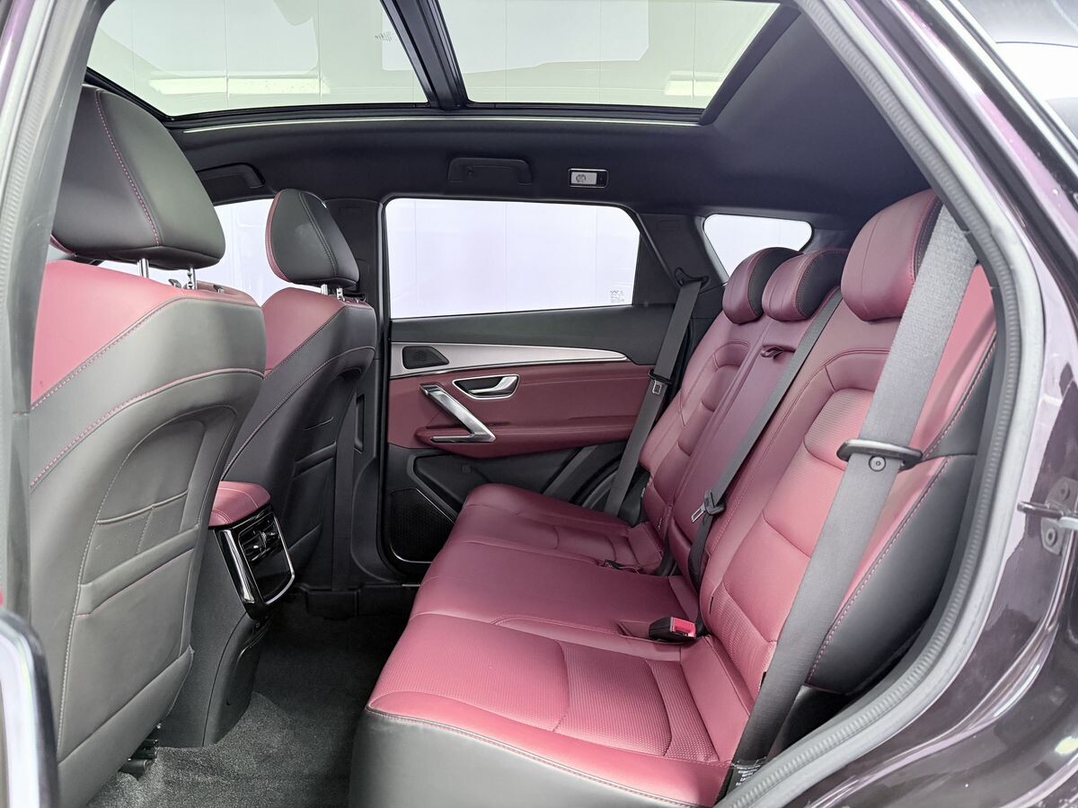 Jetour X70 Plus 2022 - фото автомобиля