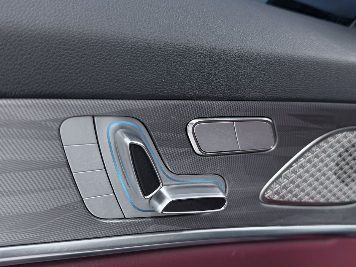 Jetour X70 Plus 2023 - фото автомобиля