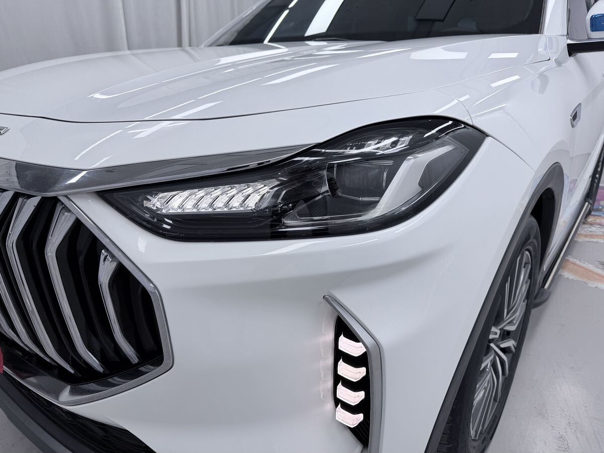 Jetour X70 Plus 2023 - фото автомобиля