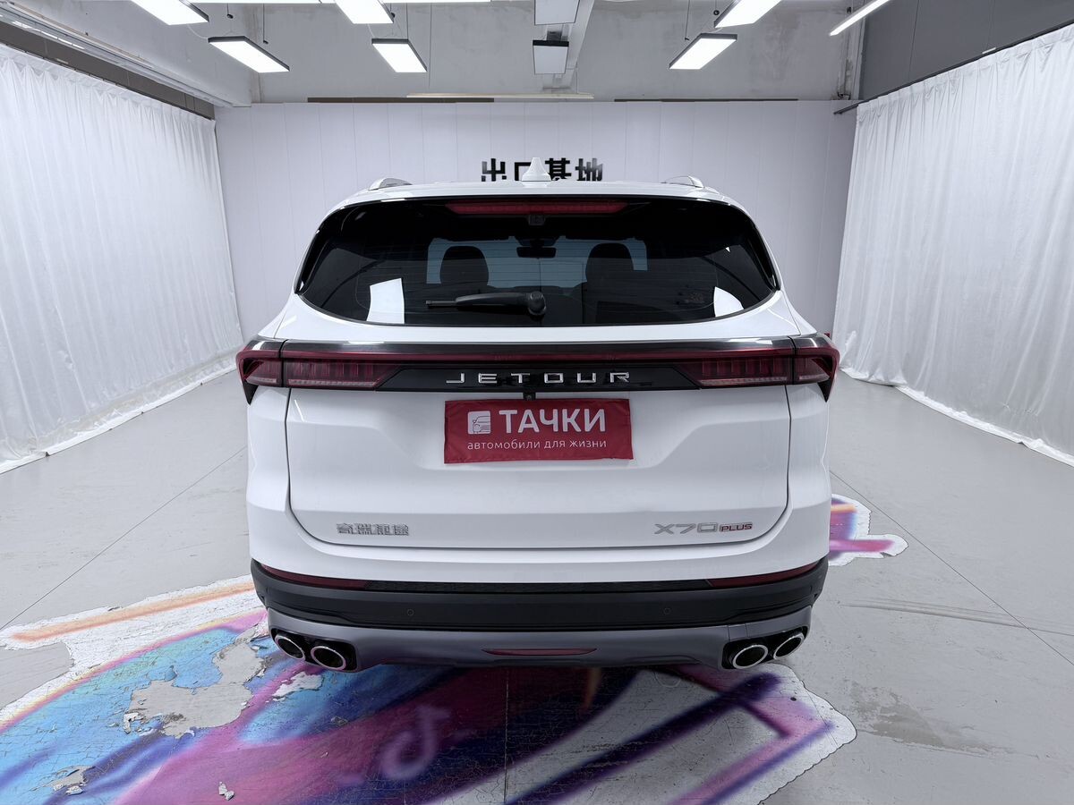 Jetour X70 Plus 2023 - фото автомобиля