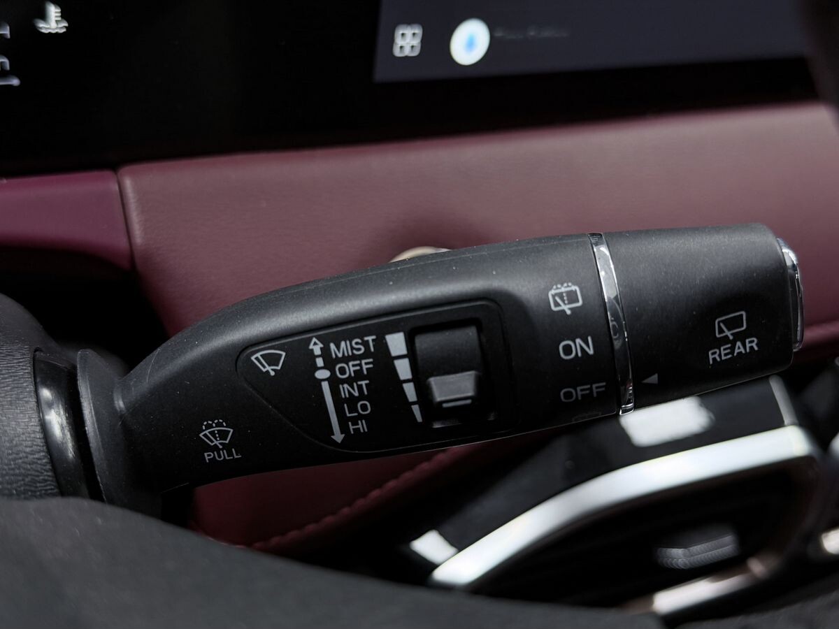 Jetour X70 Plus 2022 - фото автомобиля