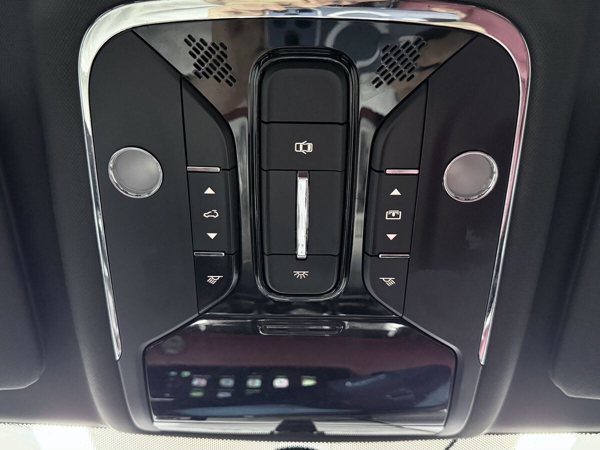 Jetour X70 Plus 2022 - фото автомобиля