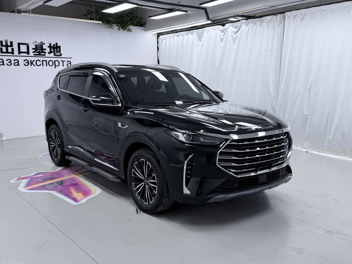 Jetour X70 Plus 2022 - фото автомобиля