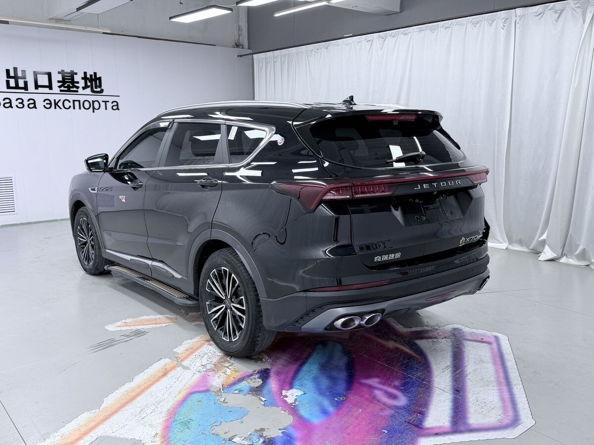 Jetour X70 Plus 2022 - фото автомобиля