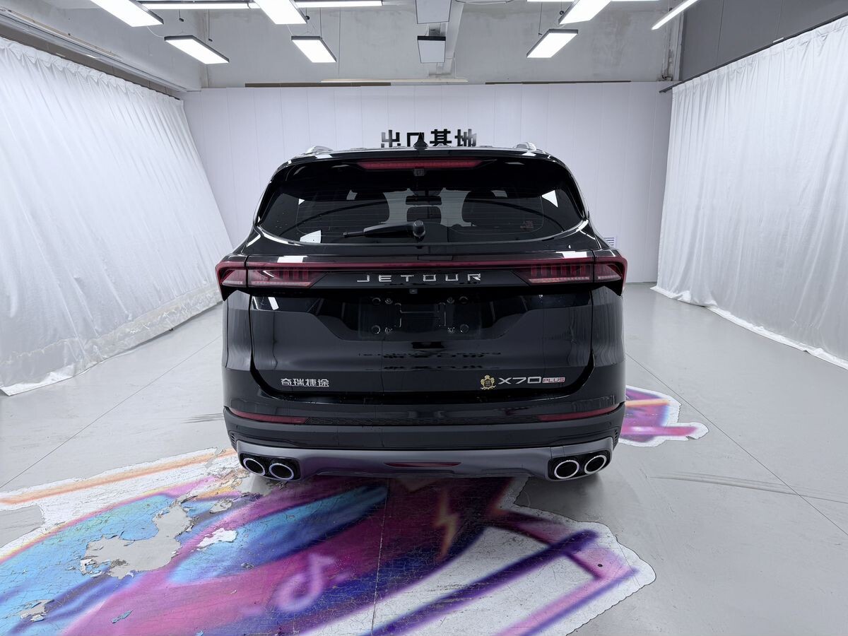 Jetour X70 Plus 2022 - фото автомобиля