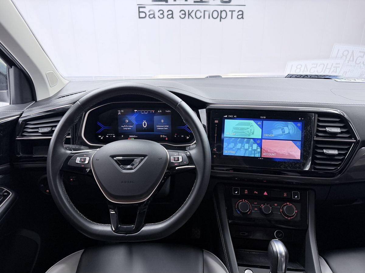 Jetta VS7 2023 - фото автомобиля