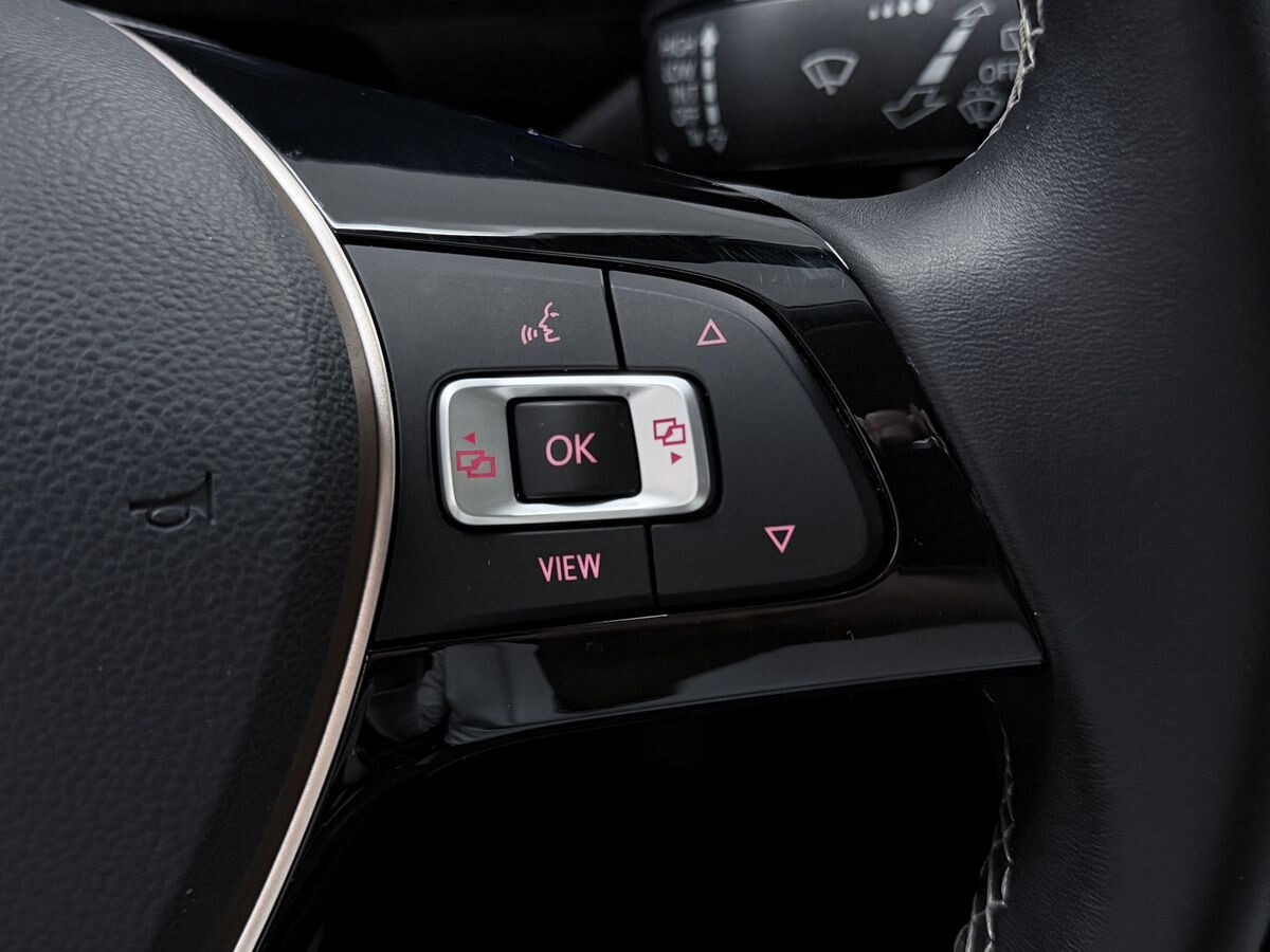 Jetta VS7 2023 - фото автомобиля