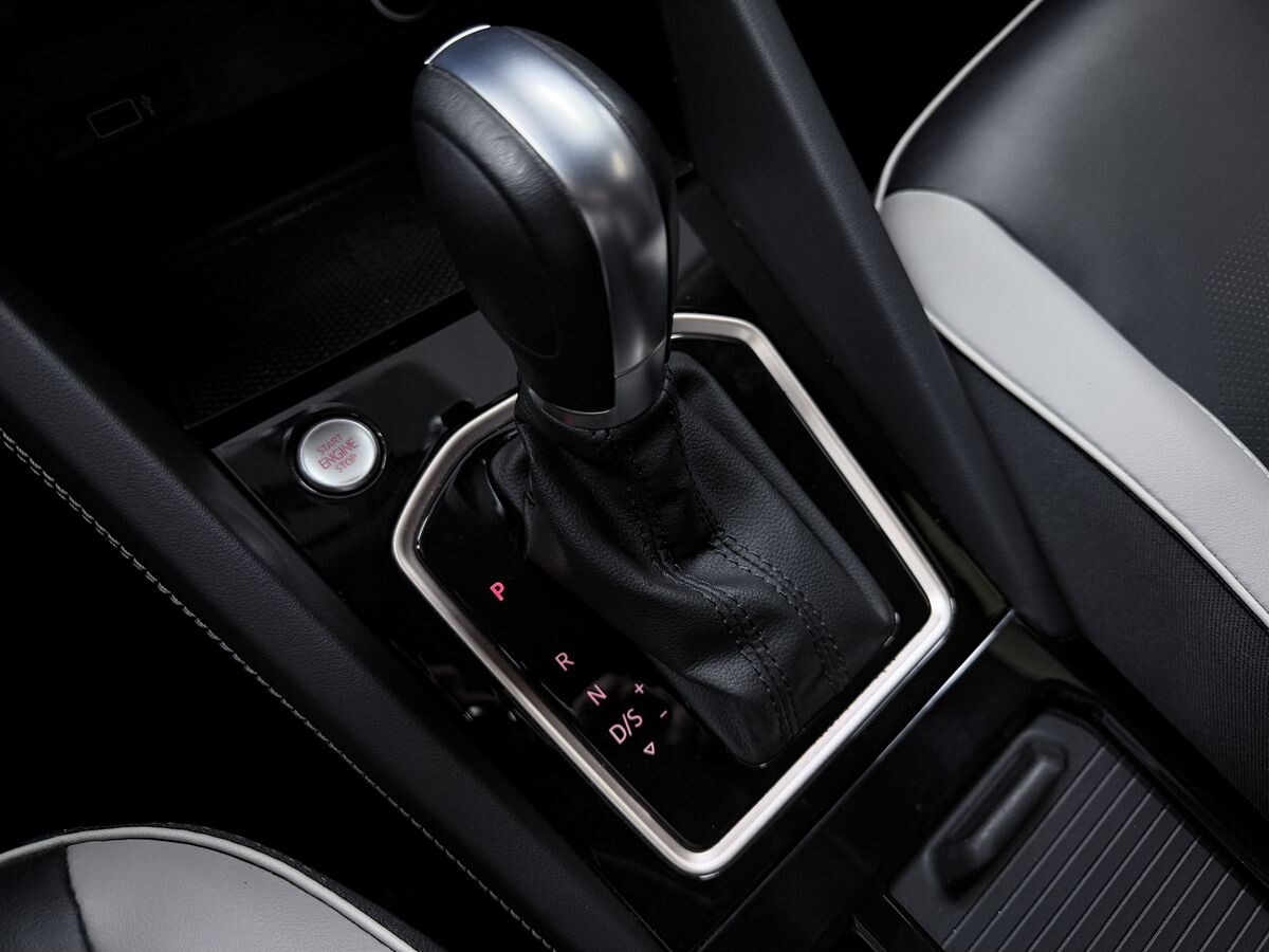 Jetta VS7 2023 - фото автомобиля