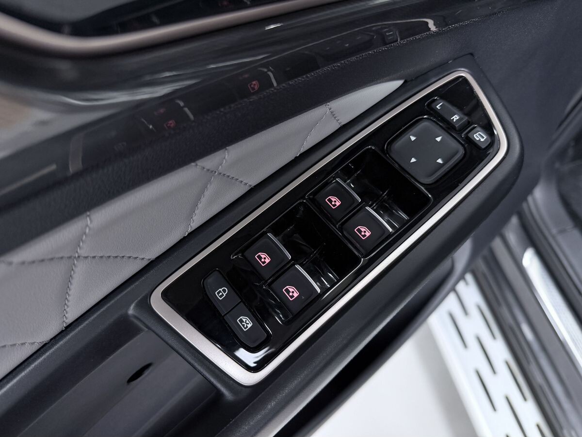 Jetta VS7 2023 - фото автомобиля