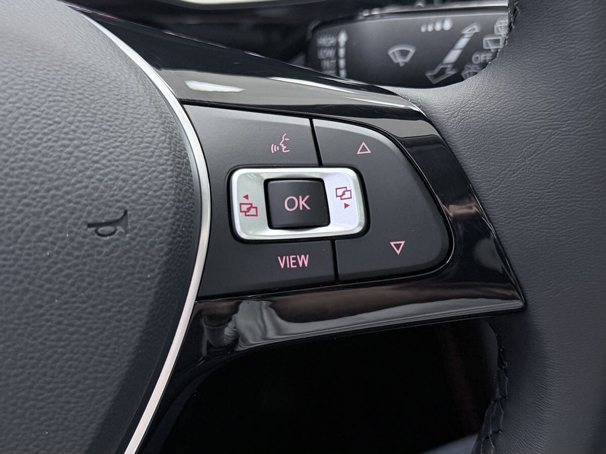 Jetta VS7 2023 - фото автомобиля