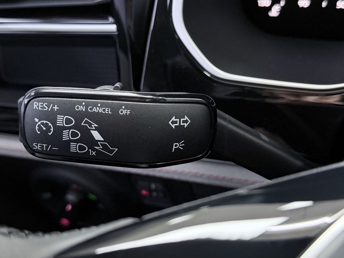 Jetta VS7 2023 - фото автомобиля