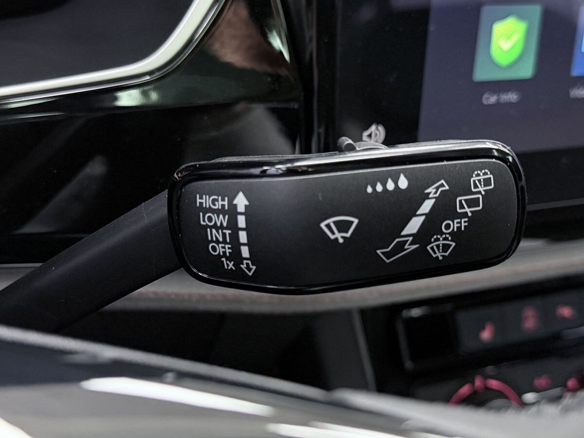 Jetta VS7 2023 - фото автомобиля