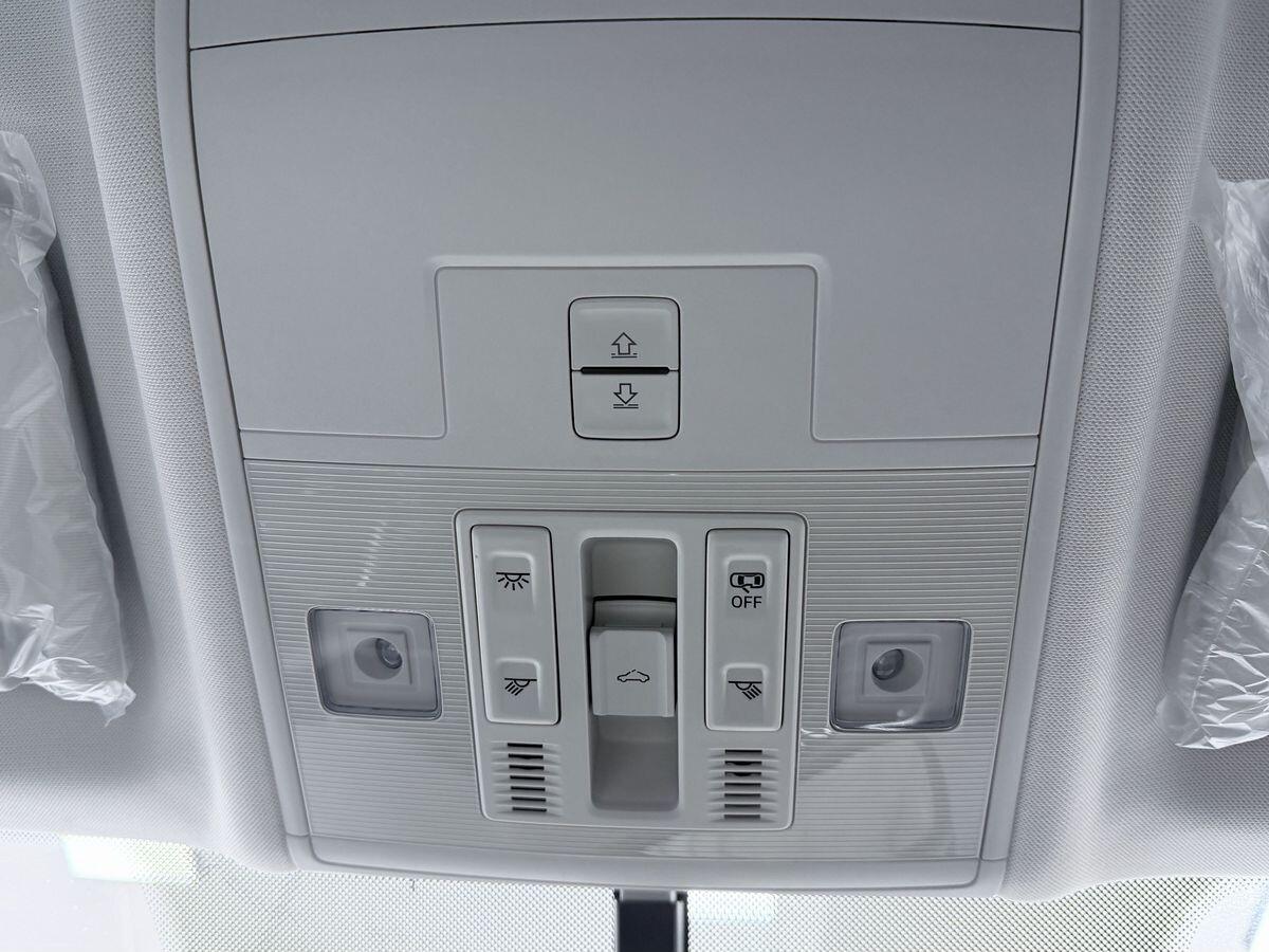 Jetta VS7 2023 - фото автомобиля