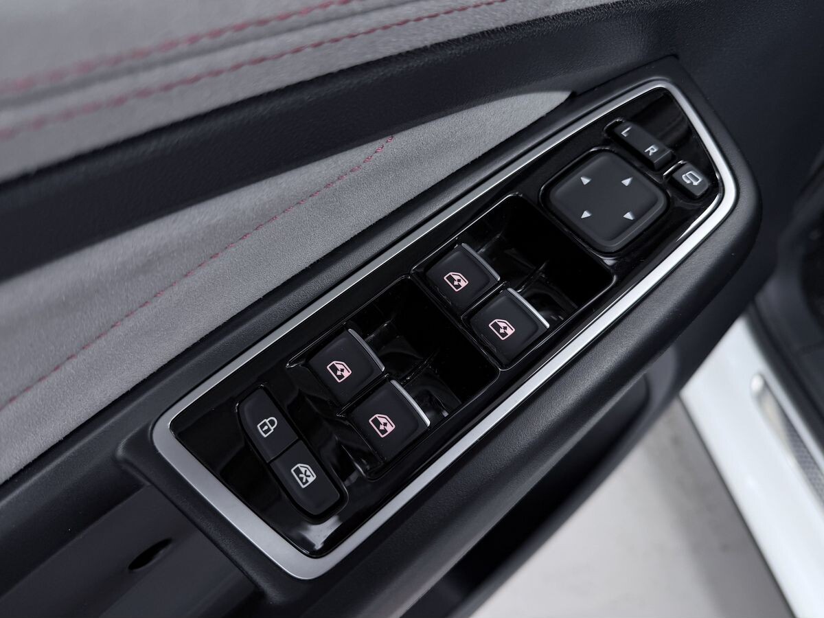 Jetta VS7 2023 - фото автомобиля