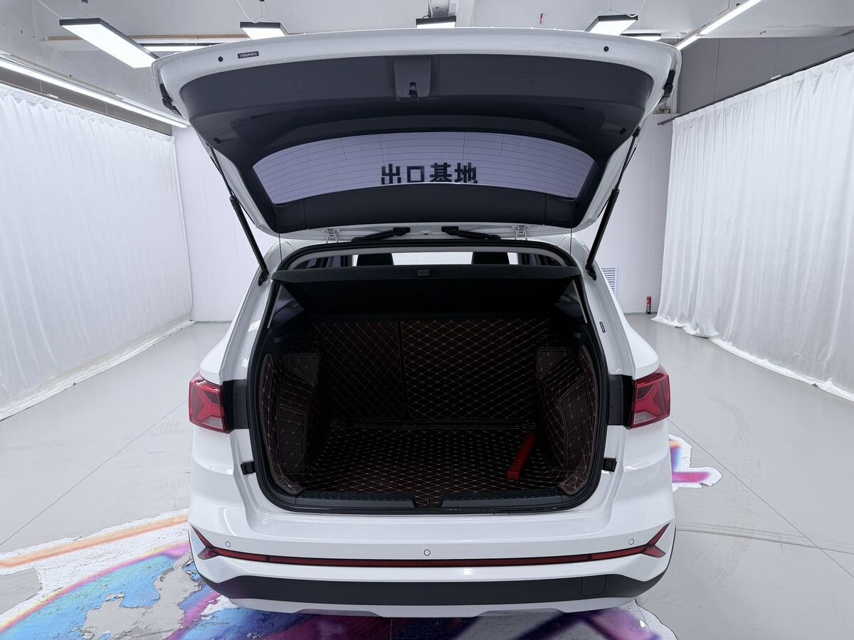 Jetta VS7 2023 - фото автомобиля