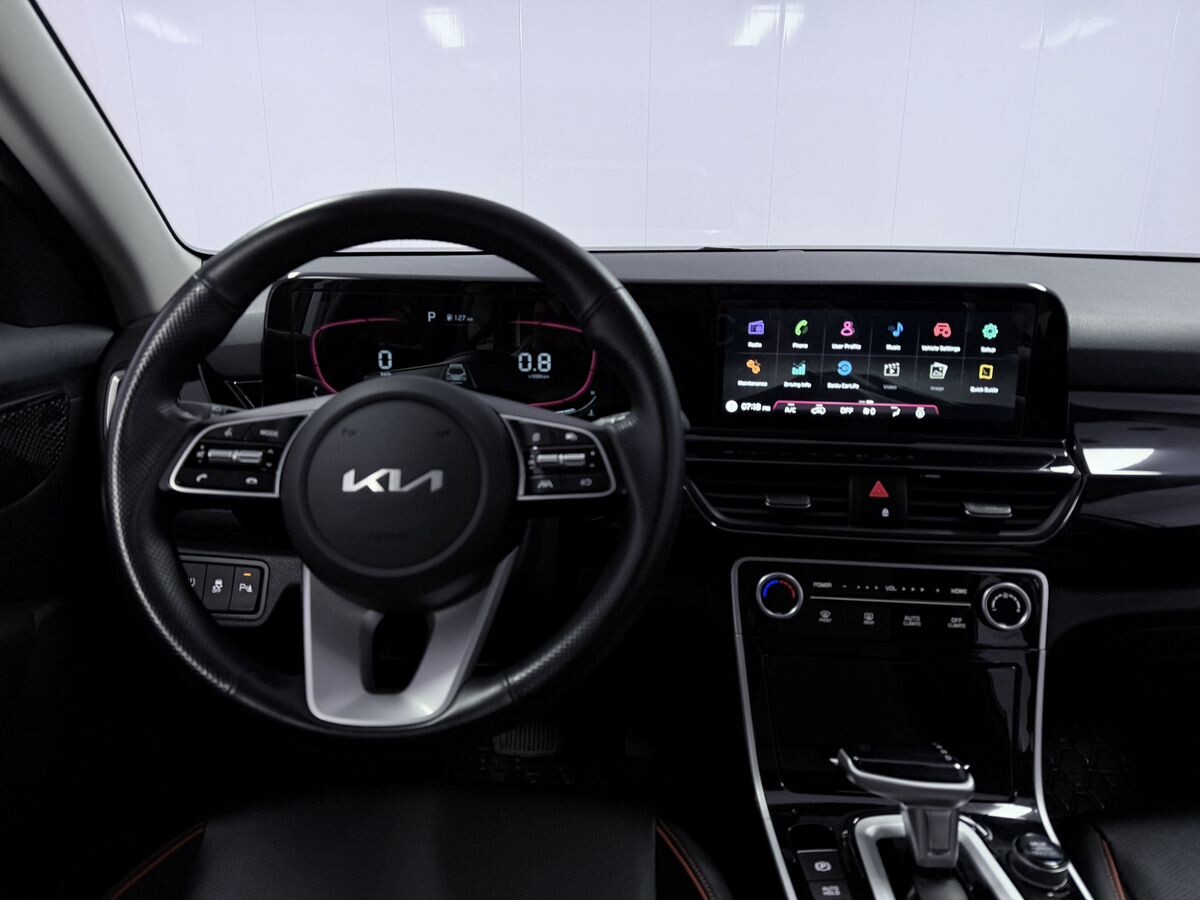 Kia Seltos 2023 - фото автомобиля