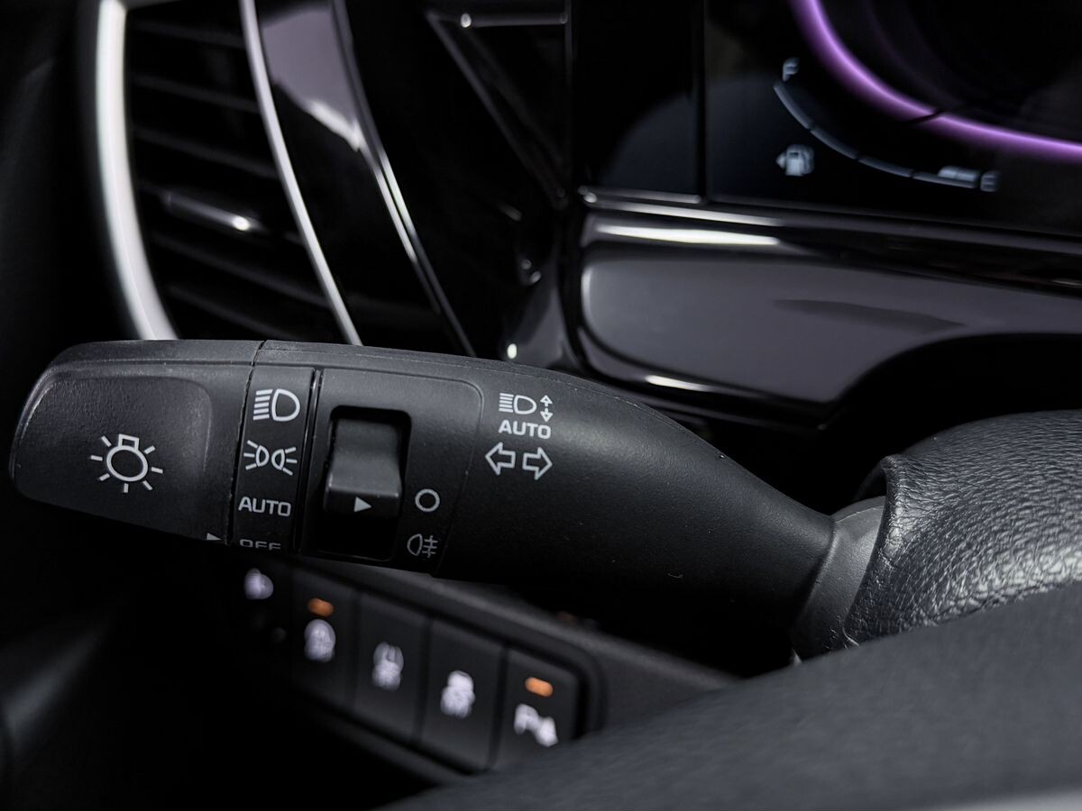 Kia Seltos 2023 - фото автомобиля