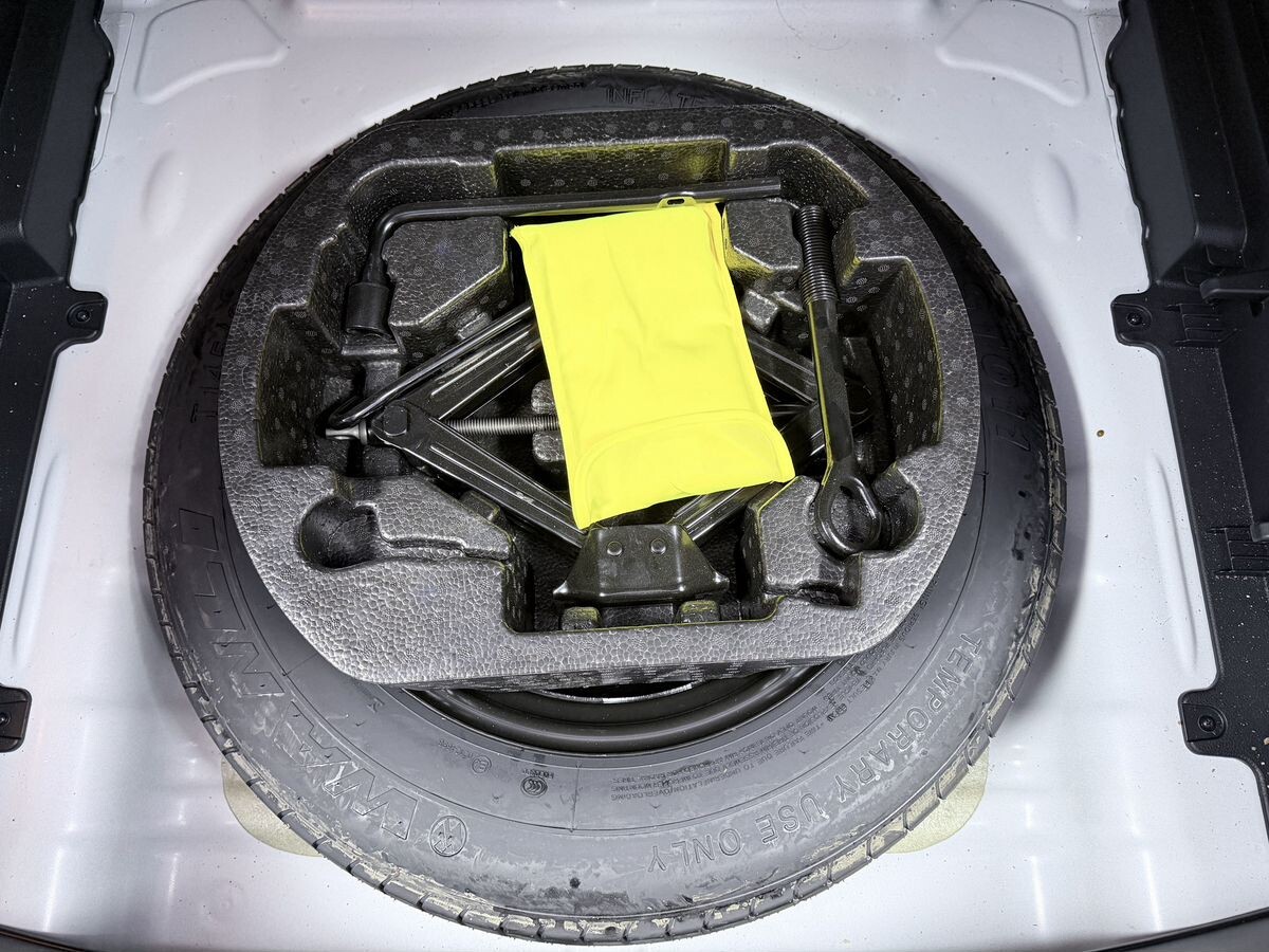 Kia Seltos 2023 - фото автомобиля