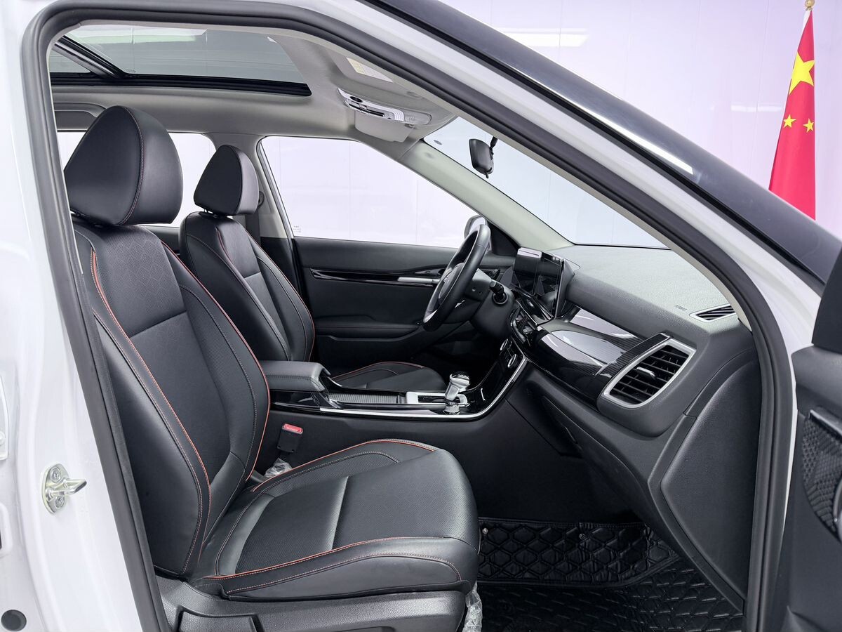 Kia Seltos 2023 - фото автомобиля