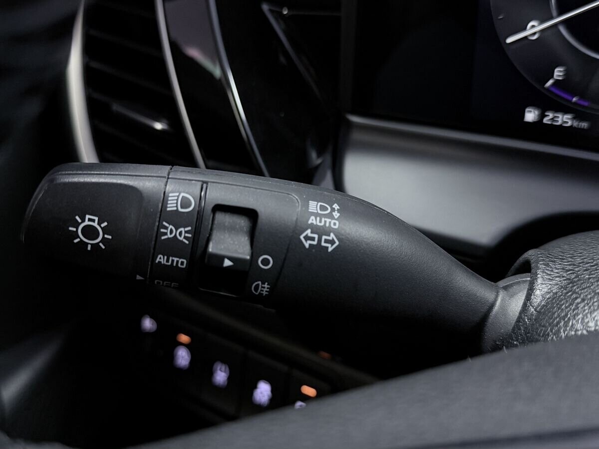 Kia Seltos 2023 - фото автомобиля