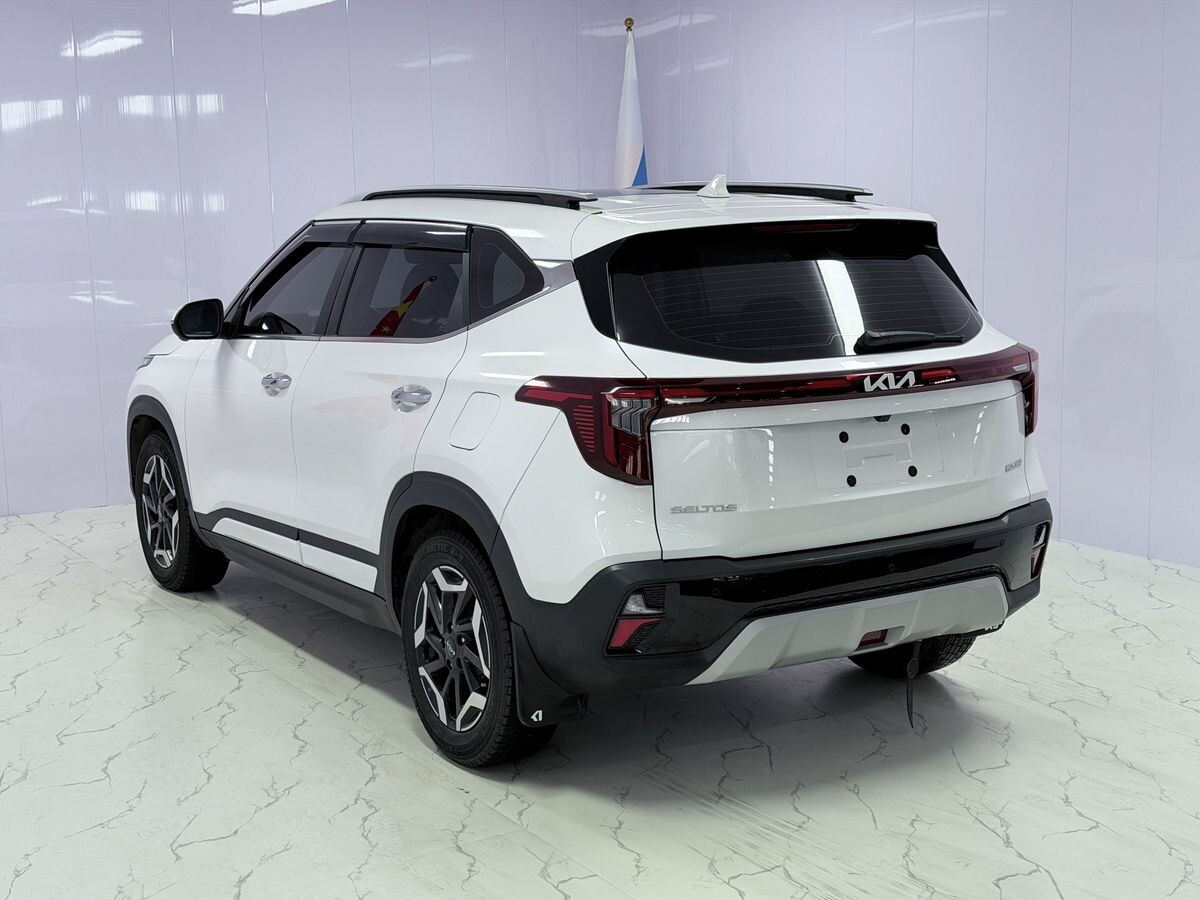 Kia Seltos 2023 - фото автомобиля