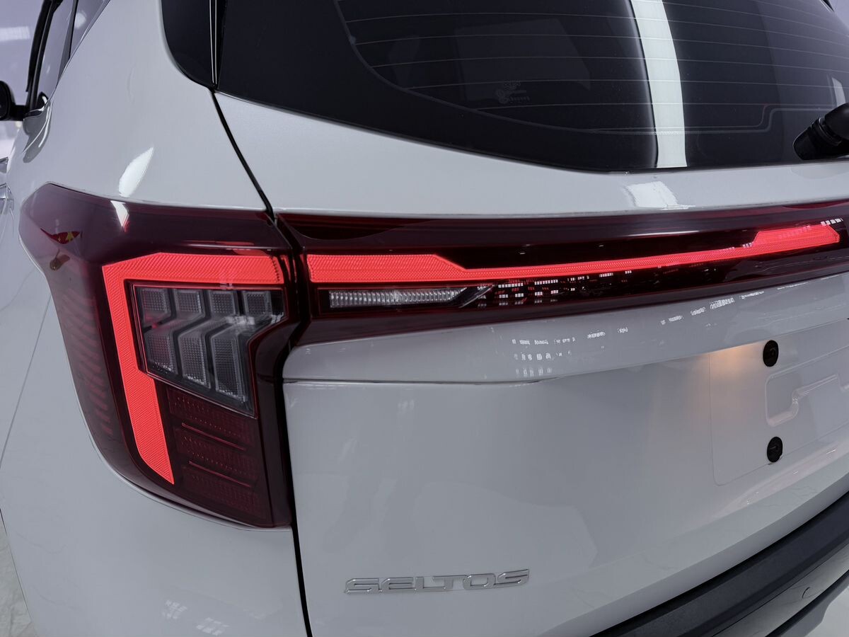 Kia Seltos 2023 - фото автомобиля