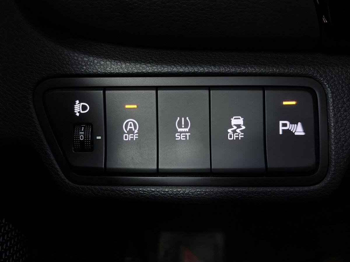 Kia Seltos 2023 - фото автомобиля