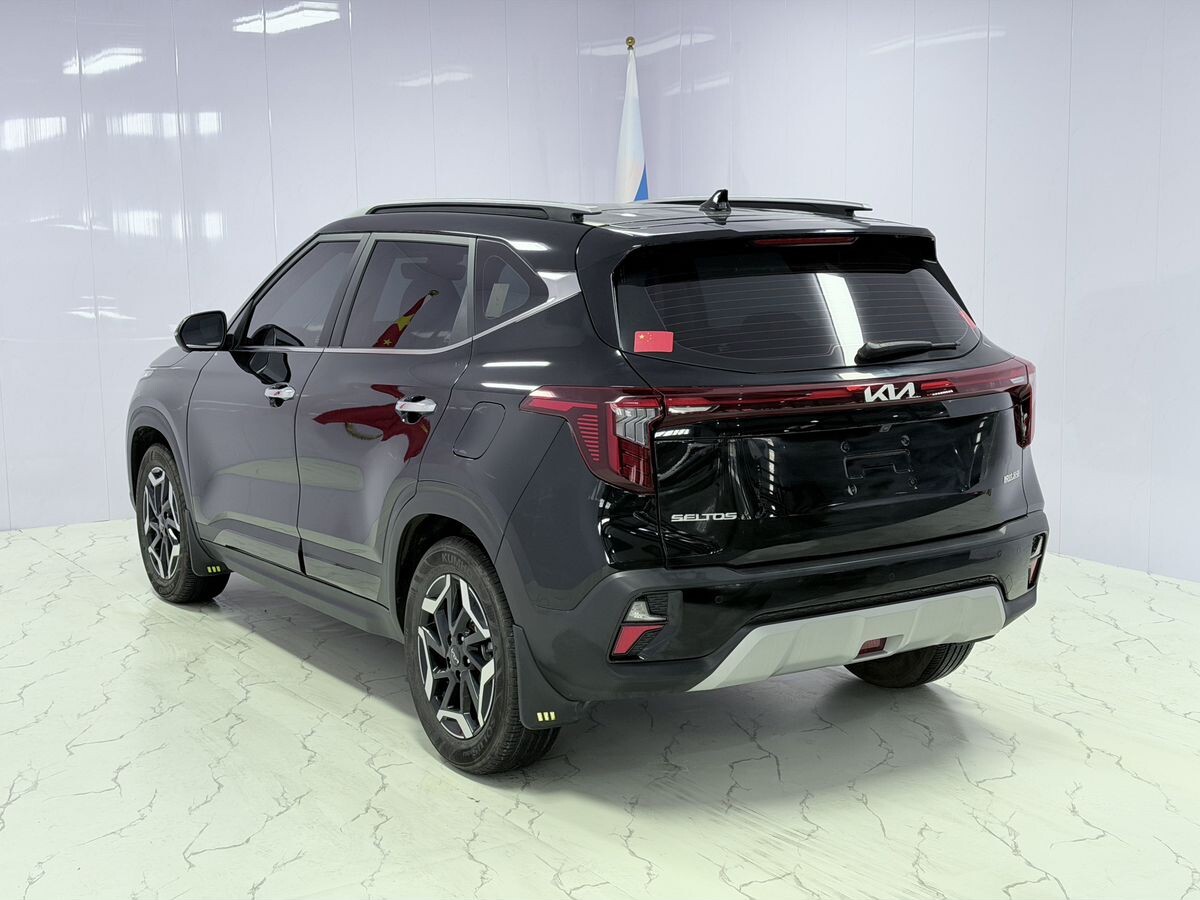 Kia Seltos 2023 - фото автомобиля