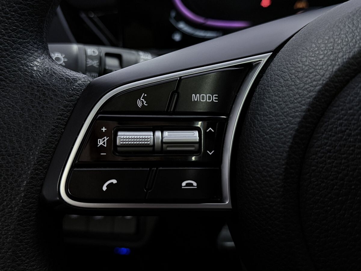 Kia Seltos 2023 - фото автомобиля