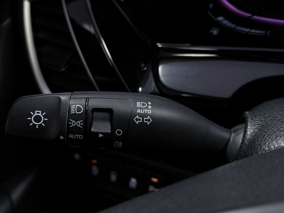 Kia Seltos 2023 - фото автомобиля