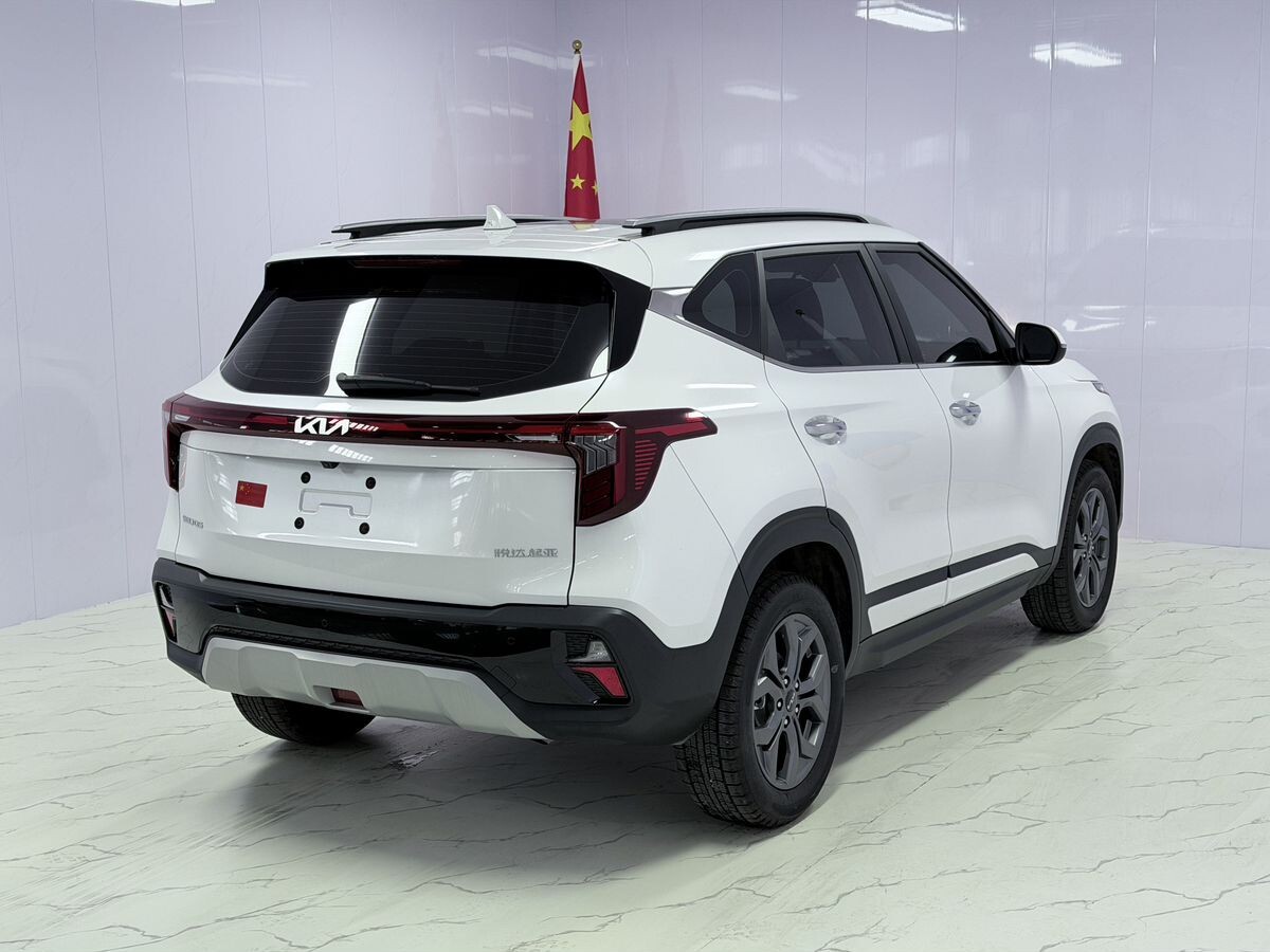 Kia Seltos 2023 - фото автомобиля