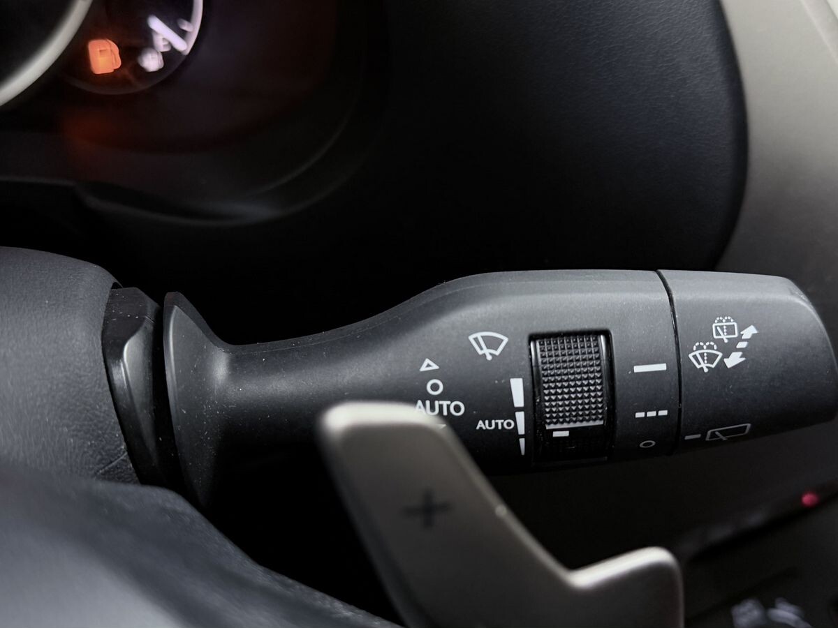 Lexus NX200 2021 - фото автомобиля