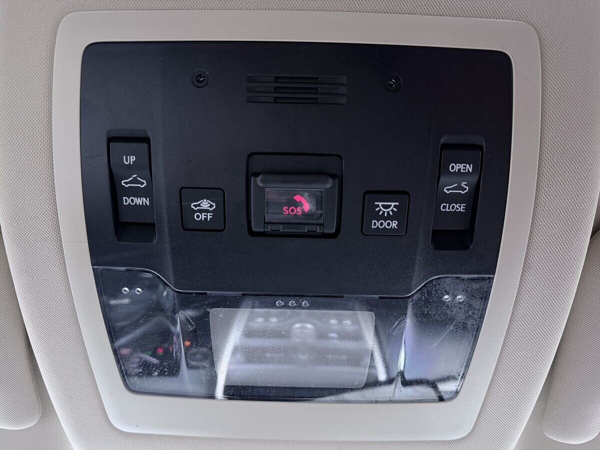 Lexus NX200 2021 - фото автомобиля