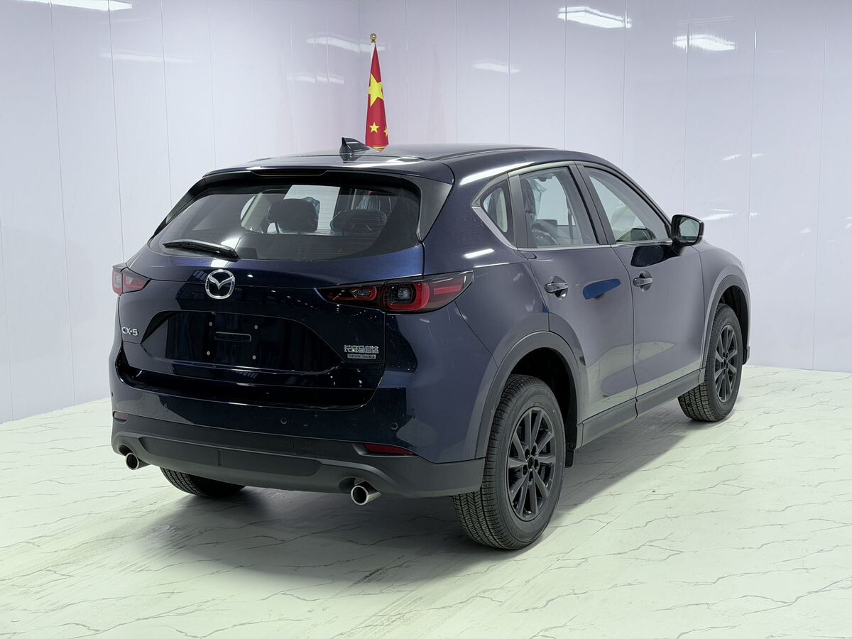 Mazda CX-5 2025 - фото автомобиля