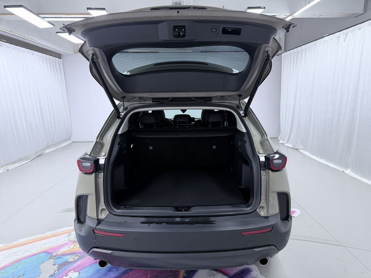 Mazda CX-50 2023 - фото автомобиля