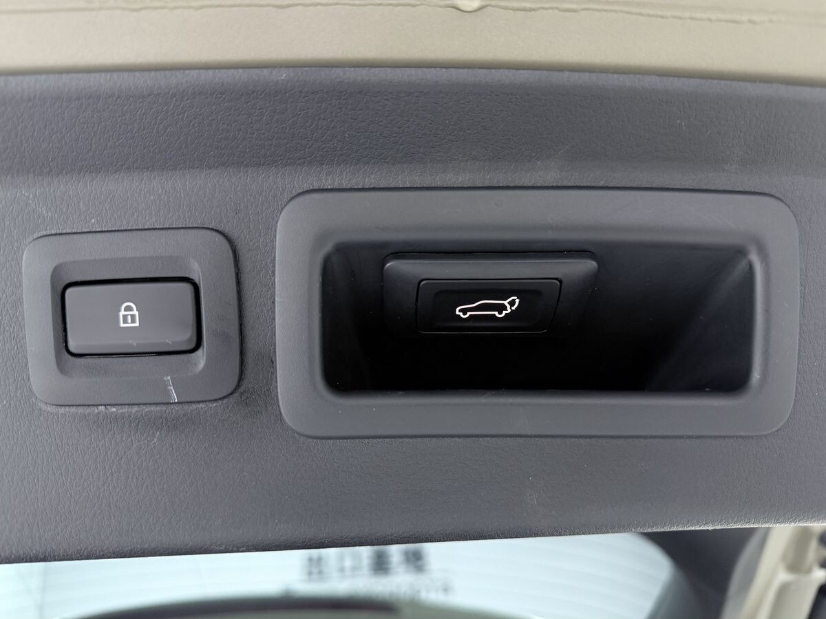 Mazda CX-50 2023 - фото автомобиля