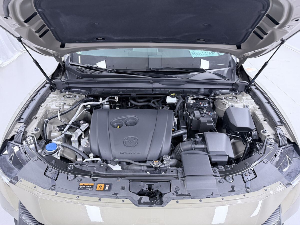 Mazda CX-50 2023 - фото автомобиля